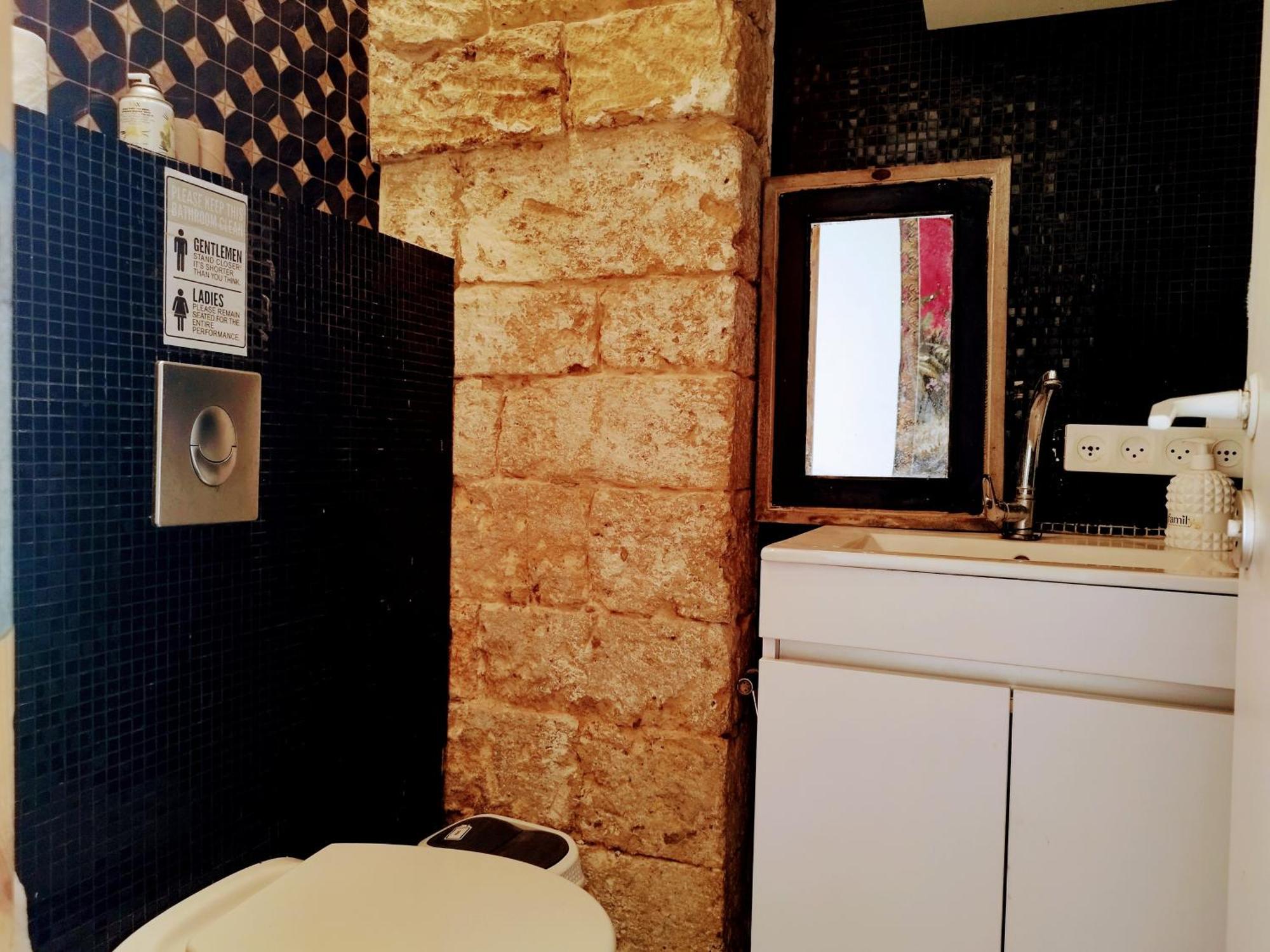 Polihosts Old Jaffa Hostel